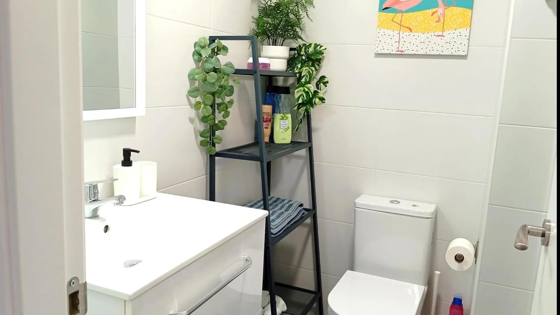 Stunning Apartment In Acuario 118 Benalmádena